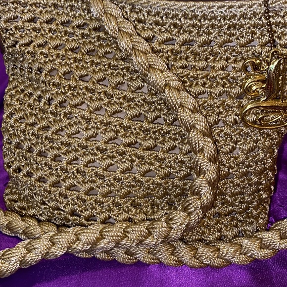 Luxy crossbody bag . Crocheted. Gold color. 9 inches wide x 7 inches tall. - Picture 2 of 7